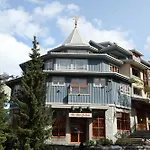 Town Plaza Suites
